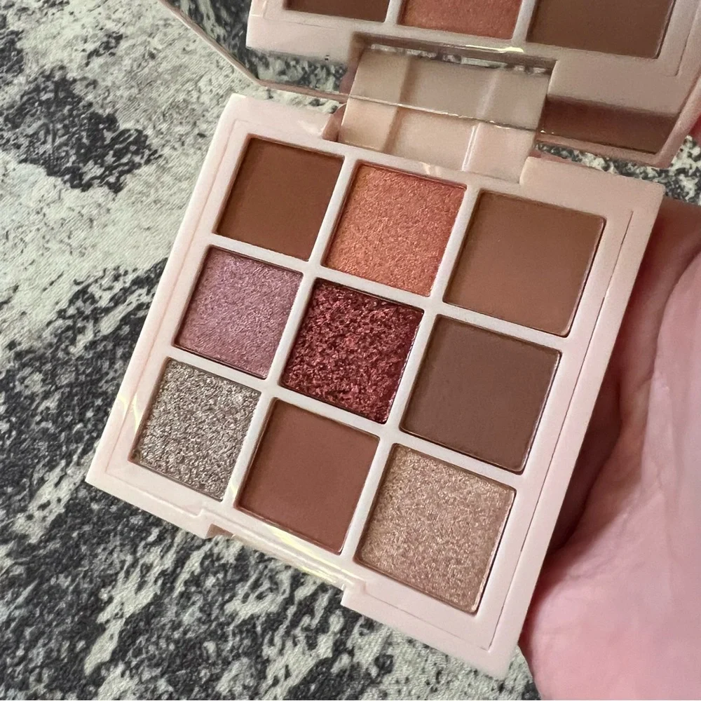 Ciate London TREND EDIT 9 Pan Eyeshadow Palette Metallics + Mattes July sale
